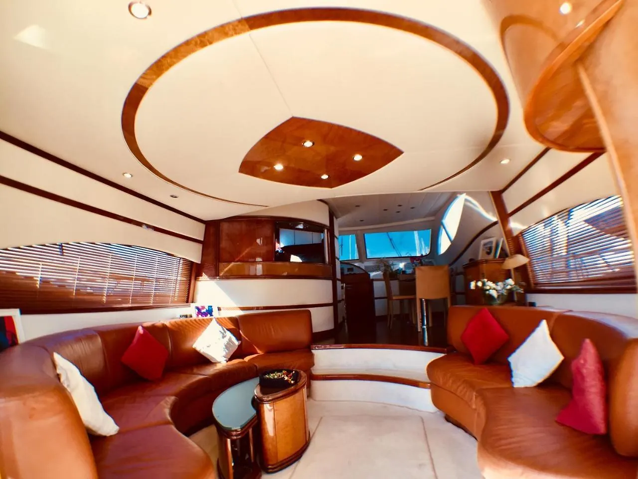 Tekne Saint Tropez Luxury Yacht Otel